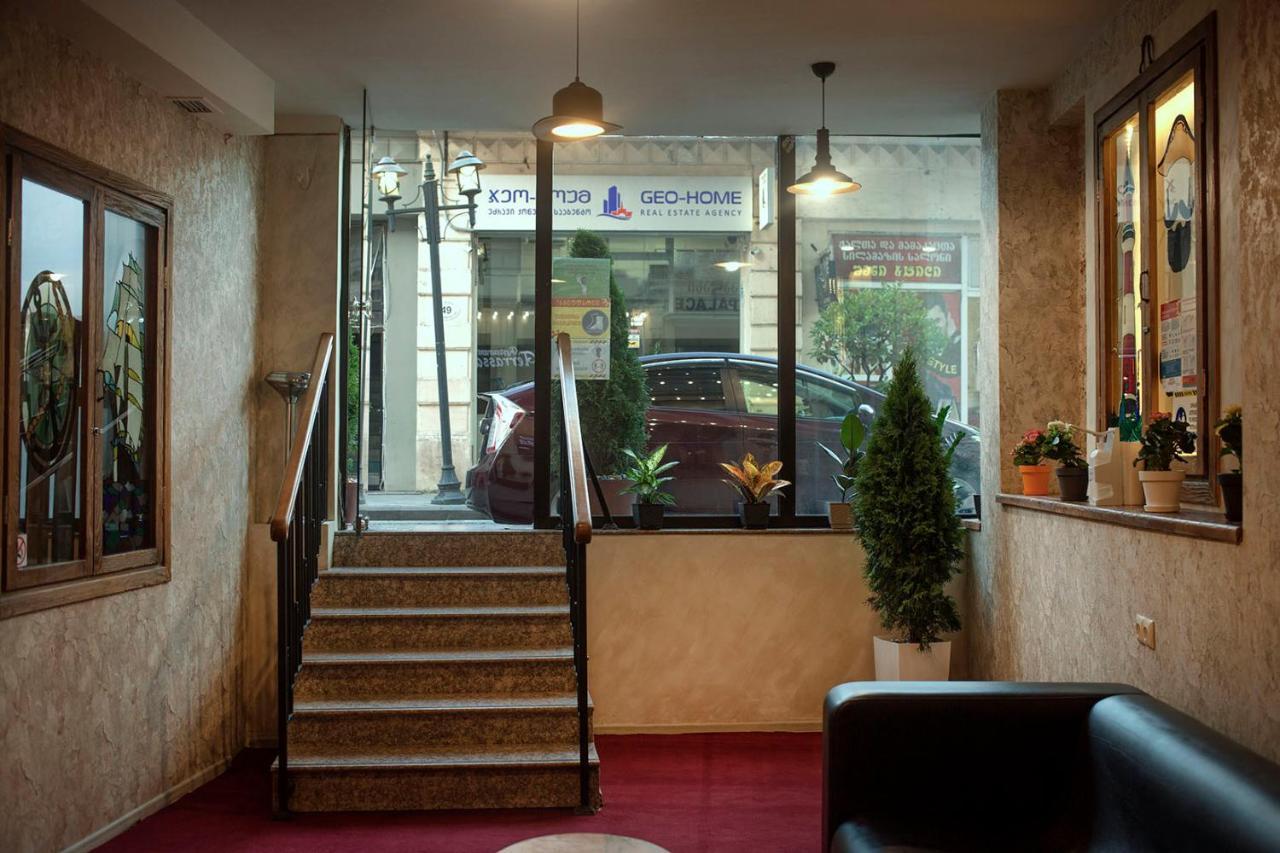 Hotel Elite House Batumi Bagian luar foto