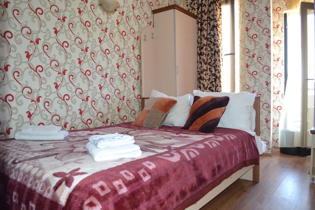 Hotel Elite House Batumi Bagian luar foto