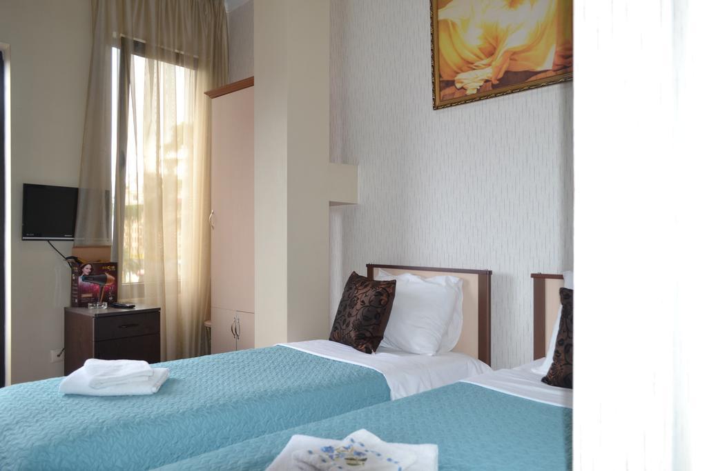 Hotel Elite House Batumi Bagian luar foto