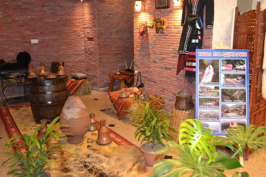 Hotel Elite House Batumi Bagian luar foto